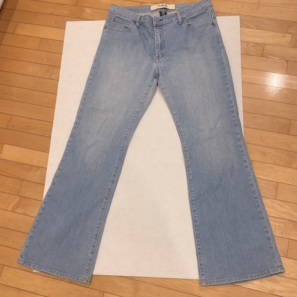 GAP Flare Light Blue Denim Wash Jeans Size 12R